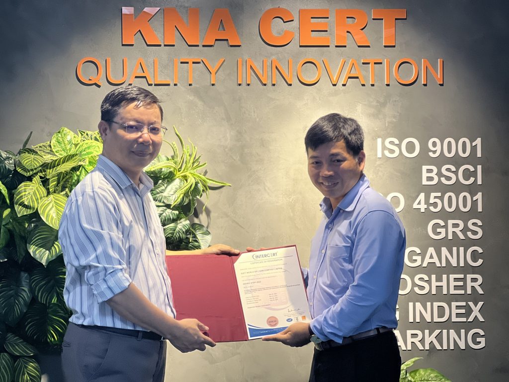Soft World Việt Nam đã chính thức đạt được chứng nhận ISO 27001 1